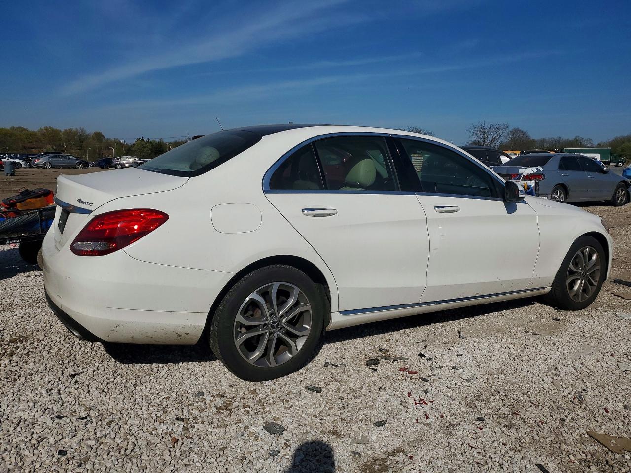 2017 MERCEDES-BENZ C C300-4M