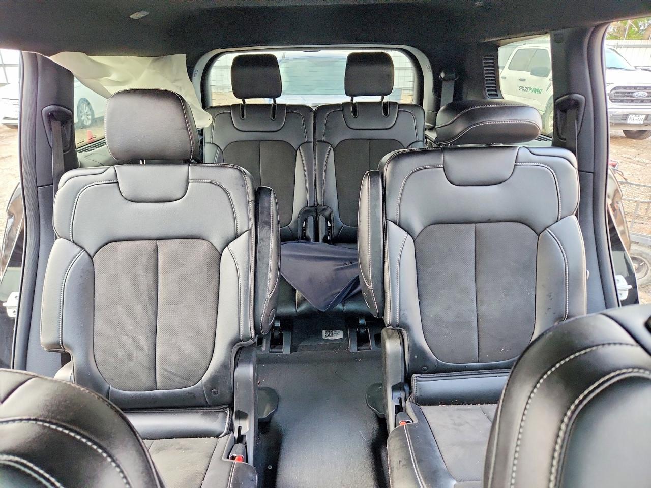 2025 JEEP GRAND CHEROKEE Laredo, Altitude