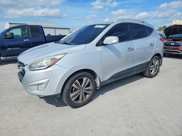 2015 HYUNDAI TUCSON