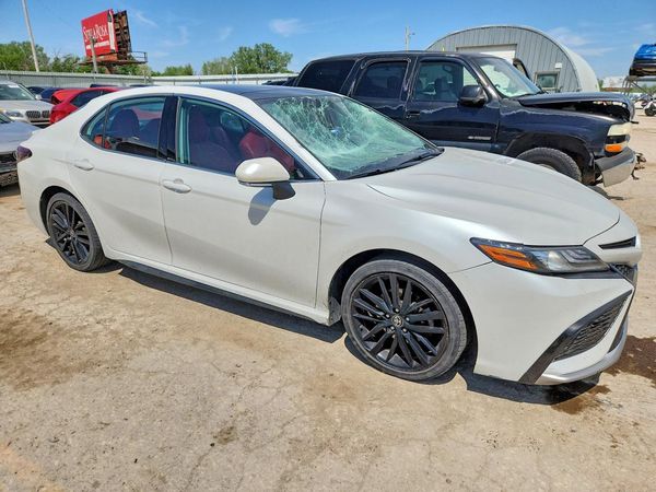 2022 TOYOTA CAMRY XSE