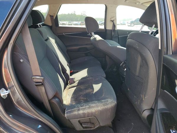 2019 KIA SORENTO L, LX, S
