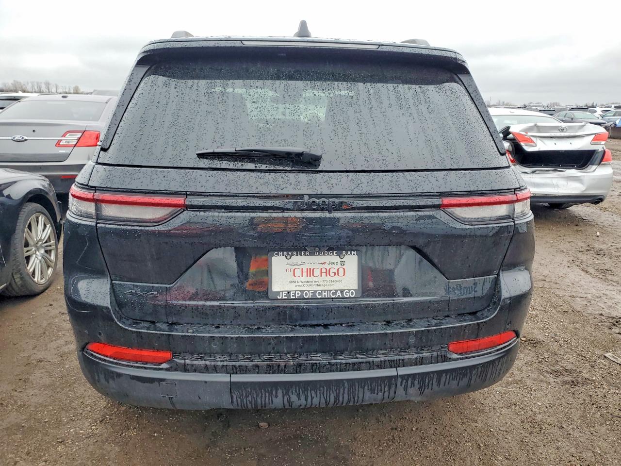 2025 JEEP GRAND CHEROKEE Laredo, Altitude