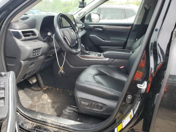 2021 TOYOTA HIGHLANDER