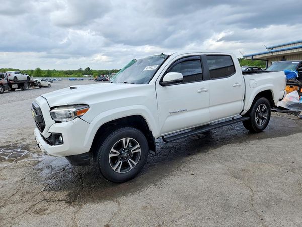 2019 TOYOTA TACOMA SR5