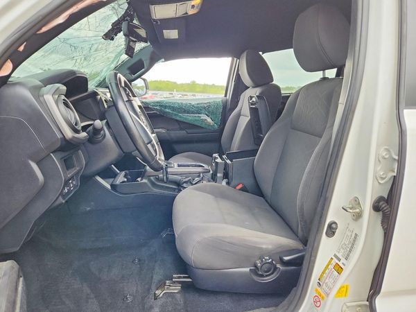 2019 TOYOTA TACOMA SR5
