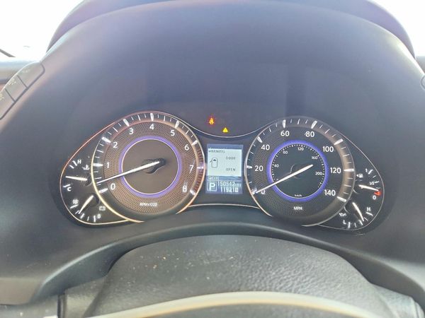 2016 INFINITI QX80