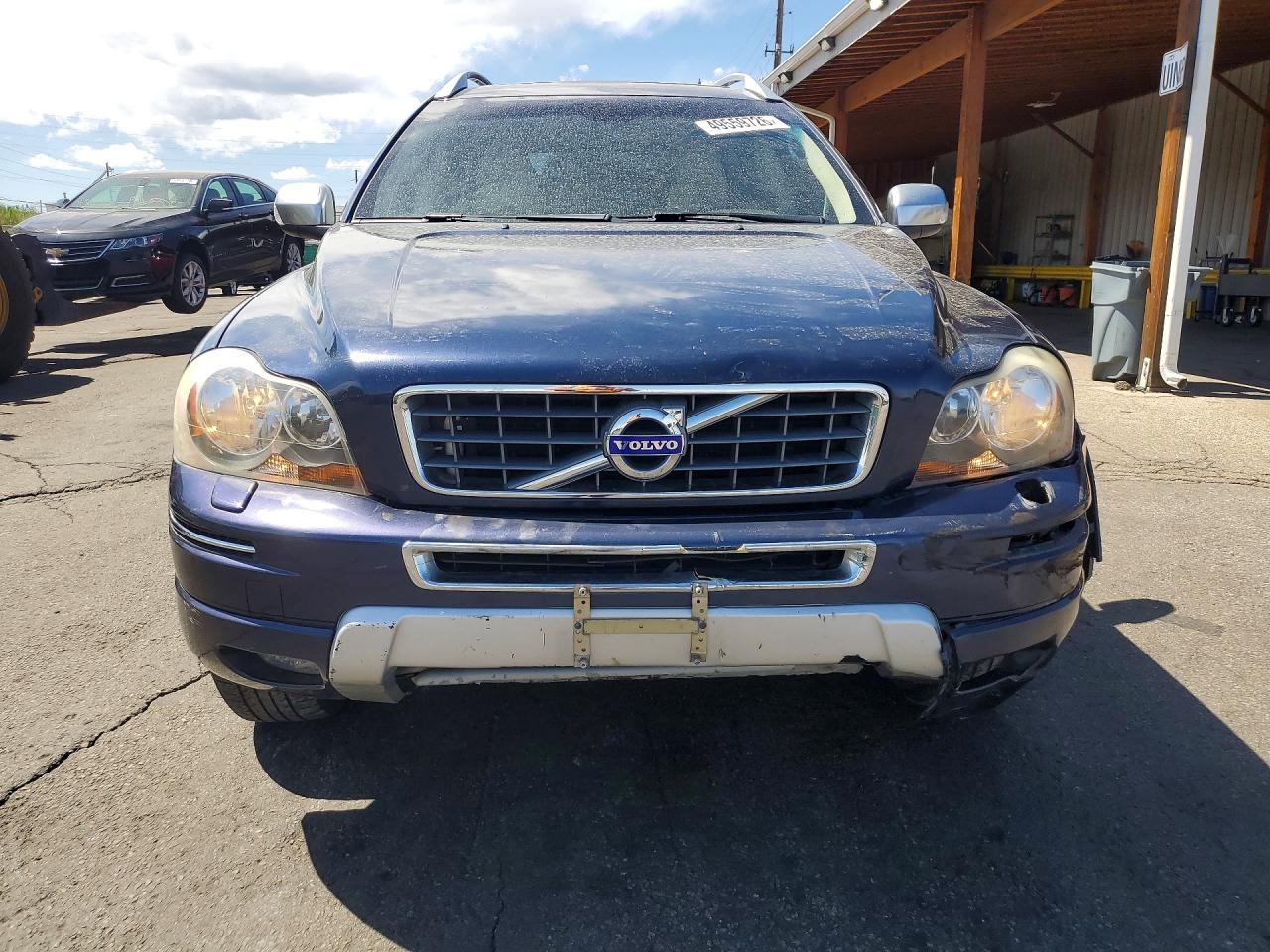 2013 VOLVO XC90