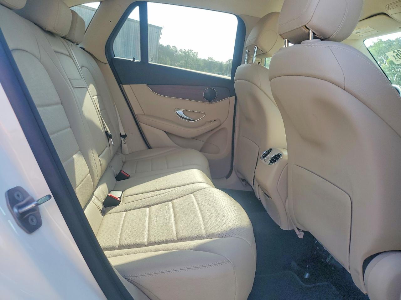 2020 MERCEDES-BENZ GLC GLC300