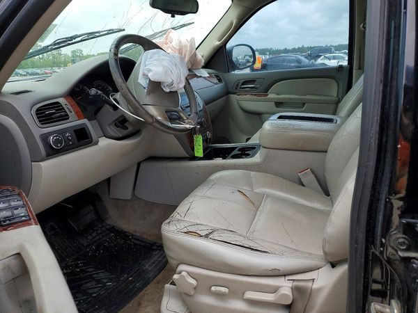 2012 CHEVROLET TAHOE LT
