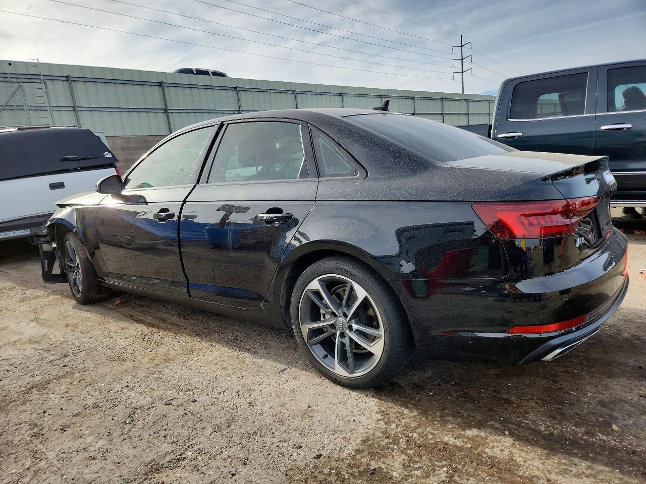 2019 AUDI A4 Premium, Titanium
