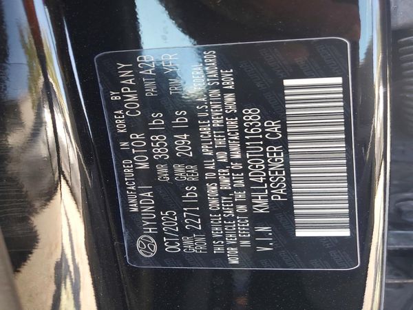 2026 HYUNDAI ELANTRA SE
