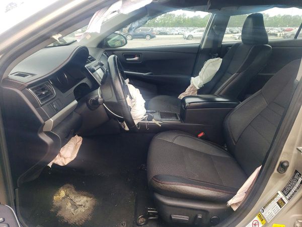 2016 TOYOTA CAMRY — DENT