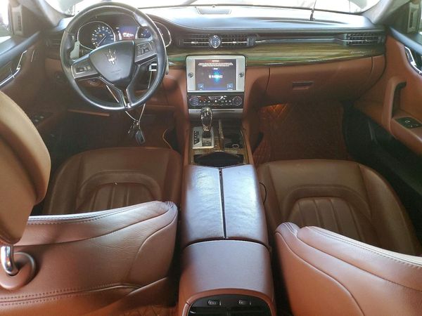 2015 MASERATI QUATTROPORTE Essence — CKPT