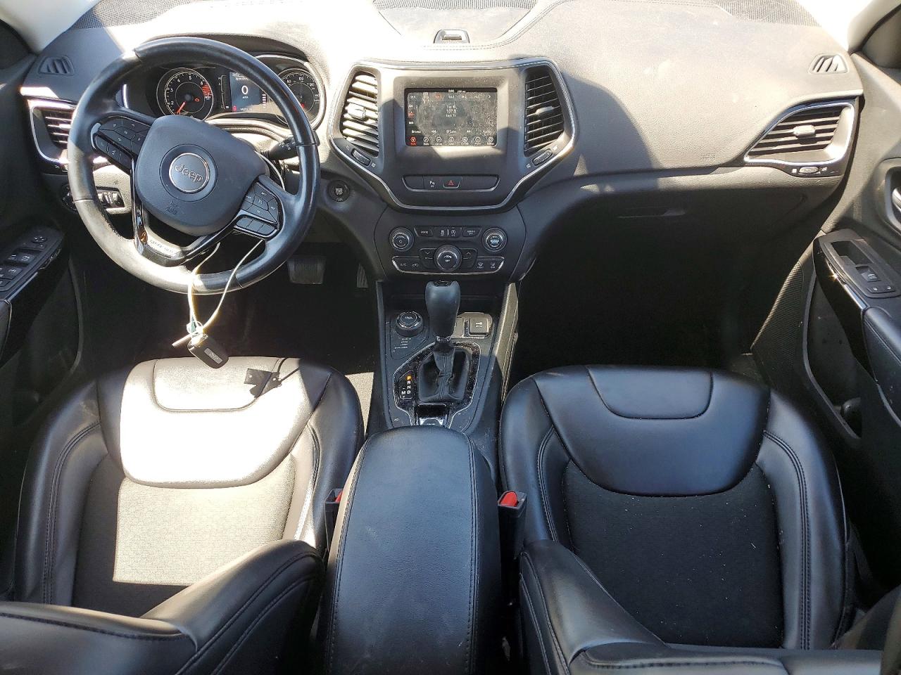 2020 JEEP CHEROKEE LATITUDE PLUS 4X4