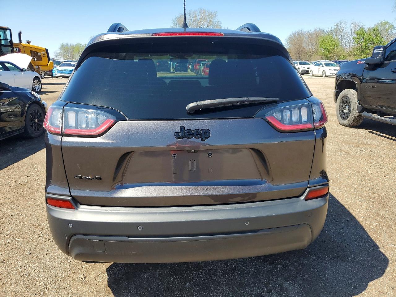 2020 JEEP CHEROKEE LATITUDE PLUS 4X4