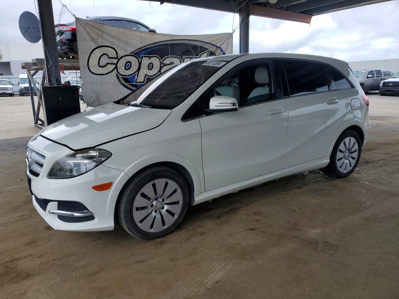 2017 MERCEDES-BENZ B B250e