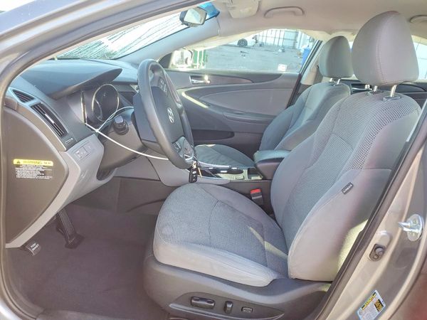 2013 HYUNDAI SONATA
