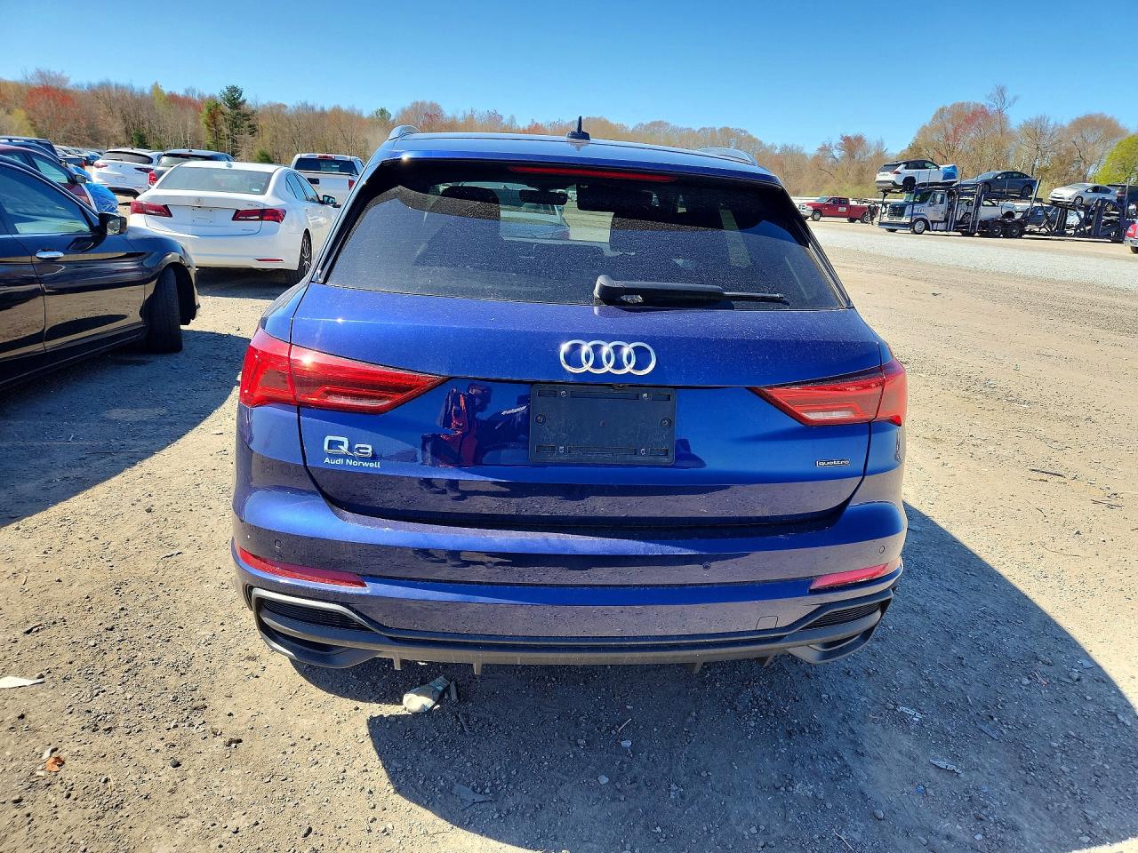2024 AUDI Q3 S Line quattro Premium