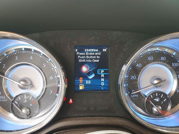 2012 CHRYSLER 300