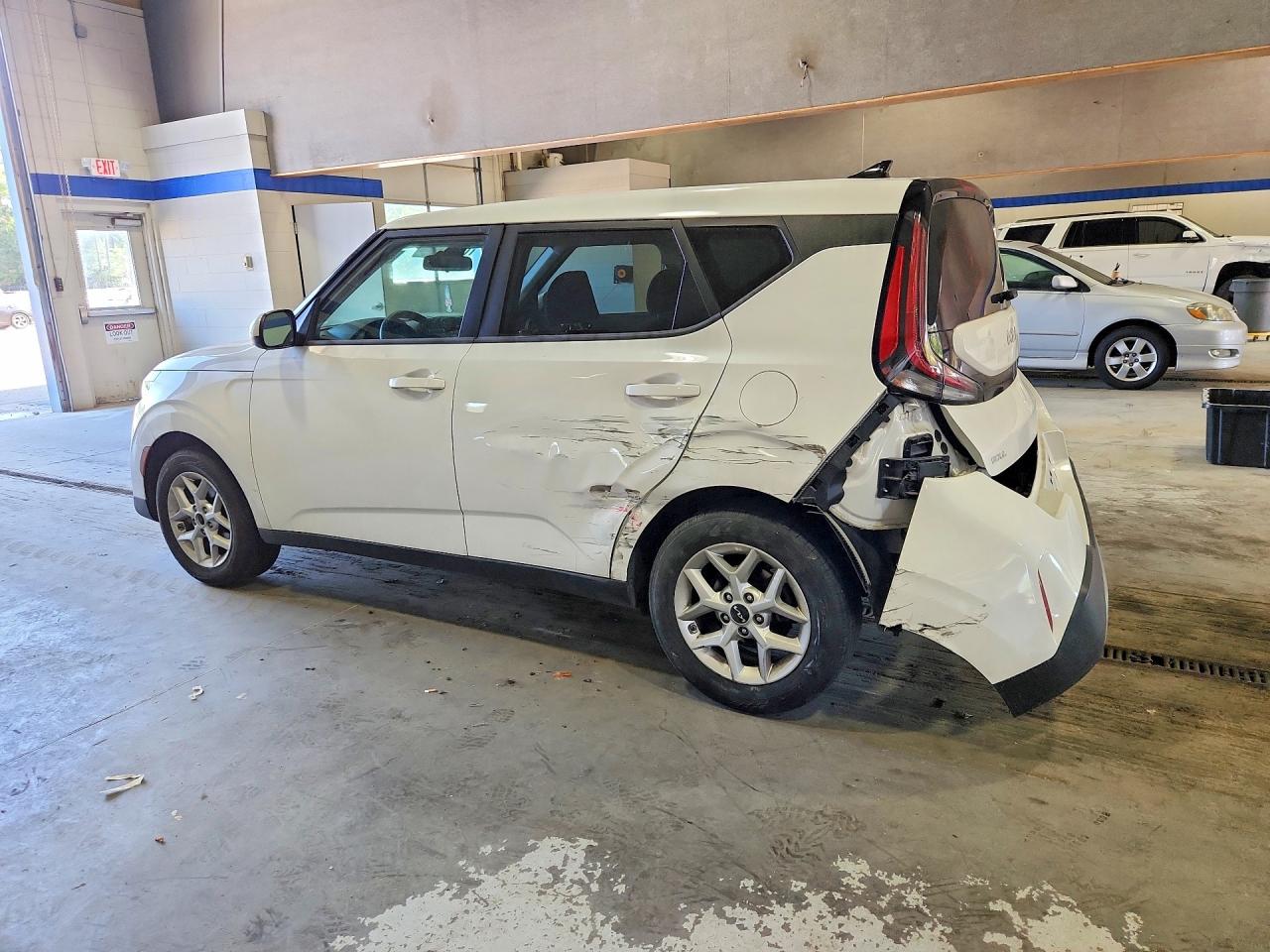 2024 KIA SOUL LX, S