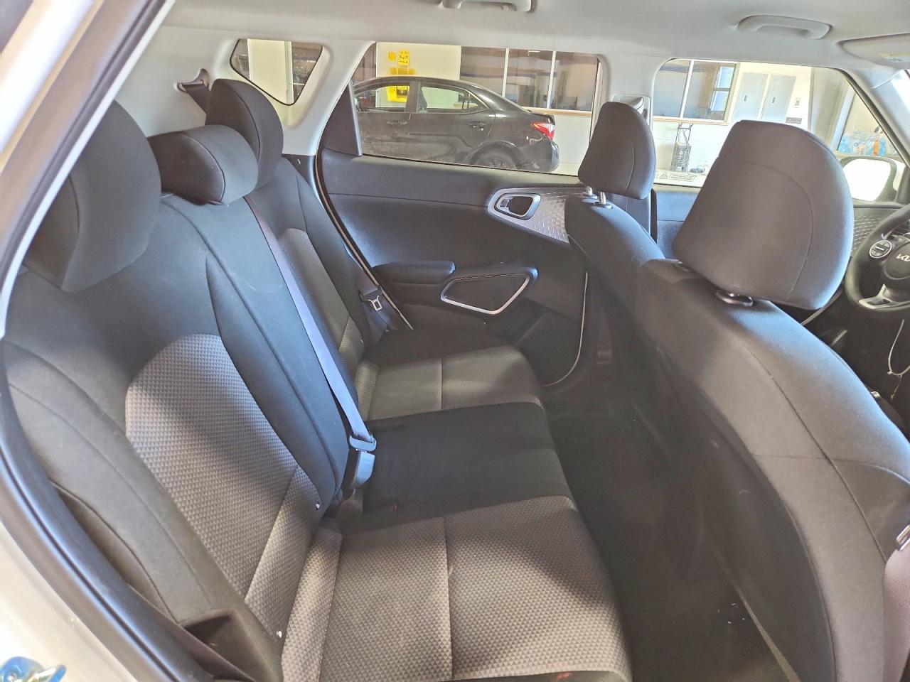 2024 KIA SOUL LX, S