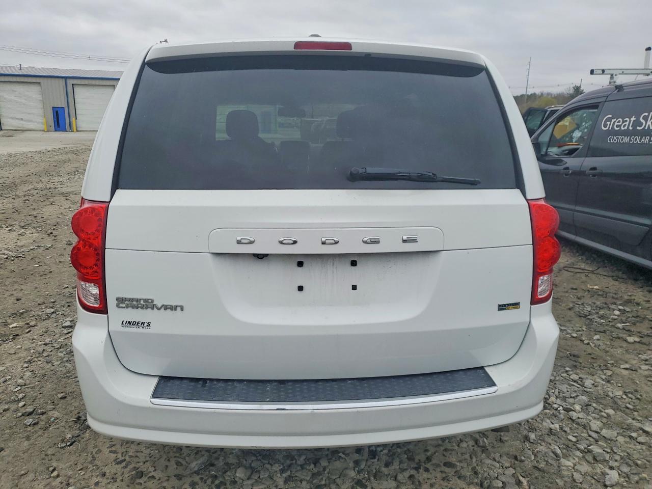 2019 DODGE GRAND CARAVAN SE