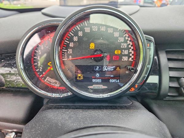 2019 MINI COOPER