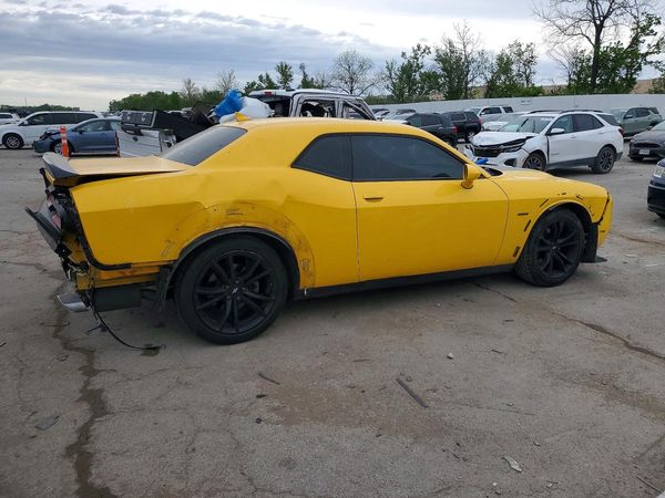 2017 DODGE CHALLENGER