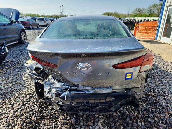 2019 HYUNDAI ELANTRA