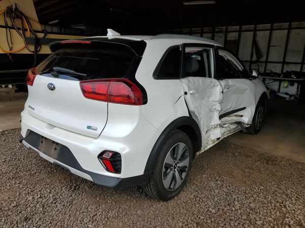 2021 KIA NIRO