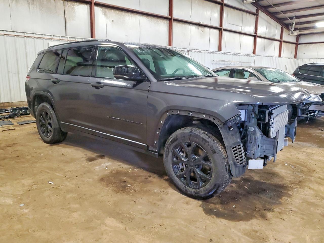 2025 JEEP GRAND CHEROKEE Laredo, Altitude