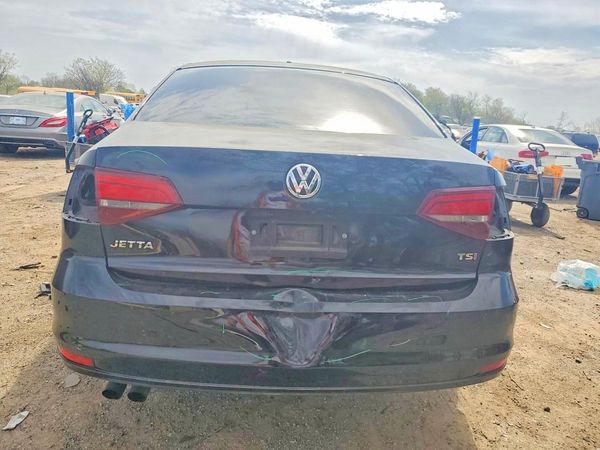 2018 VOLKSWAGEN JETTA