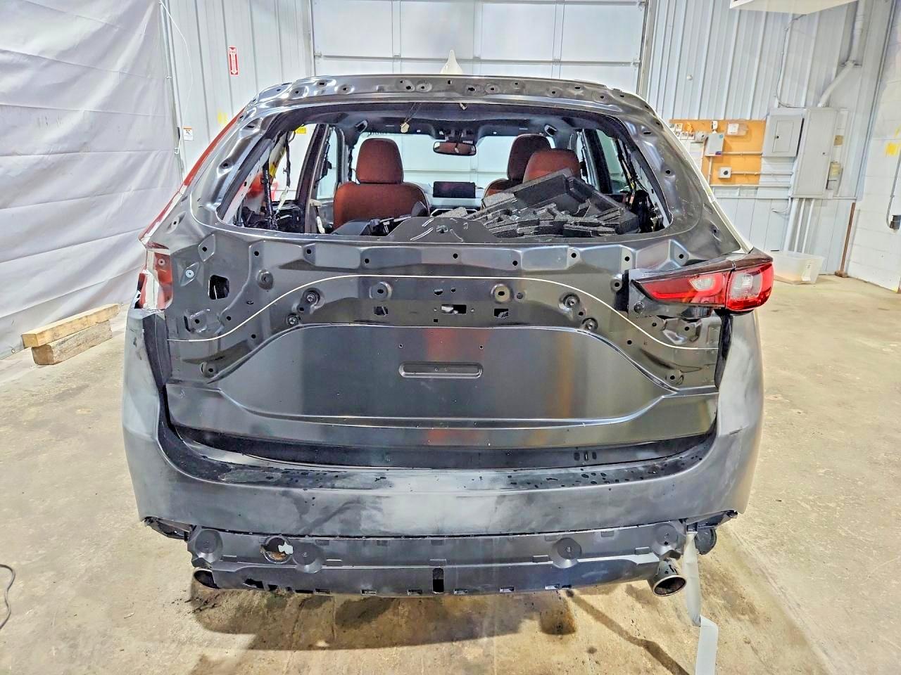 2024 MAZDA CX-5 Carbon Turbo