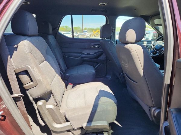 2022 CHEVROLET TRAVERSE LT
