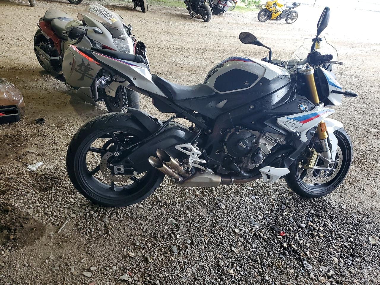 2018 BMW S 1000