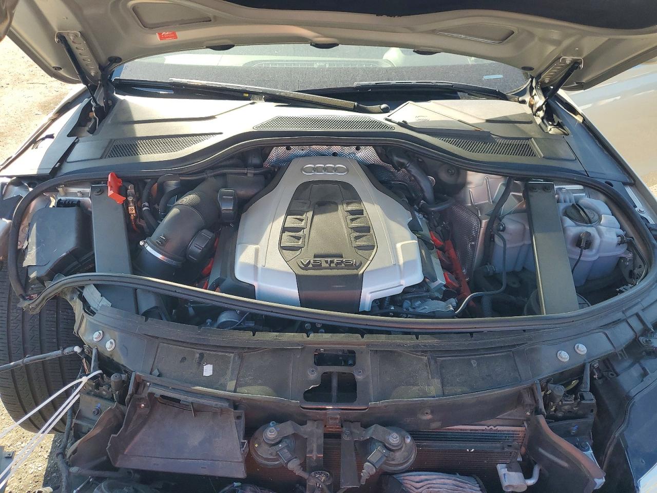 2017 AUDI A8 quattro L