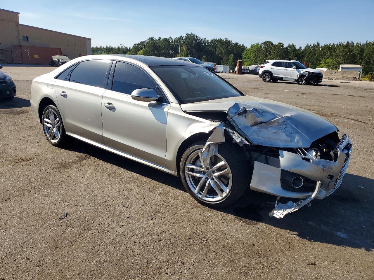 2017 AUDI A8 quattro L