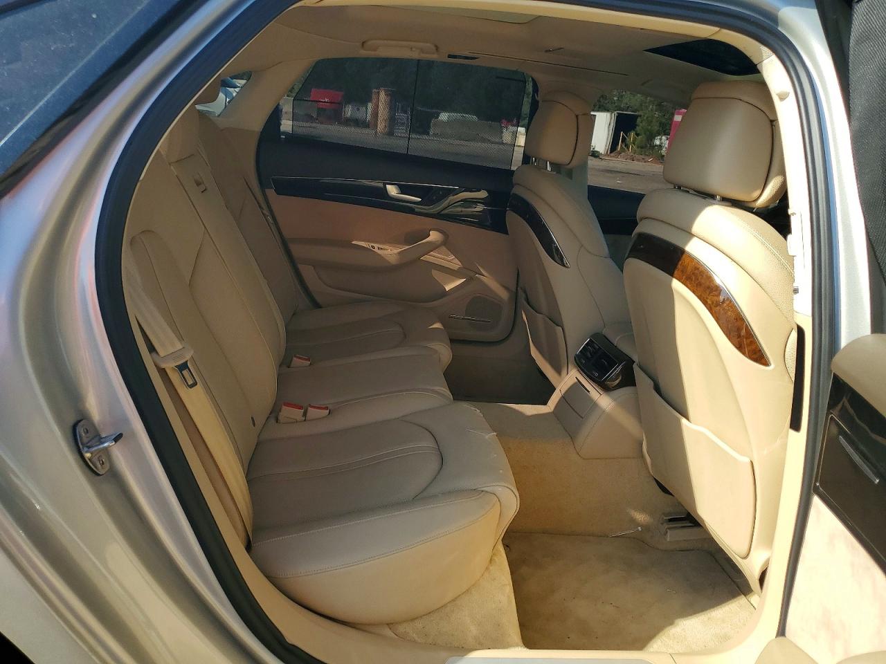 2017 AUDI A8 quattro L