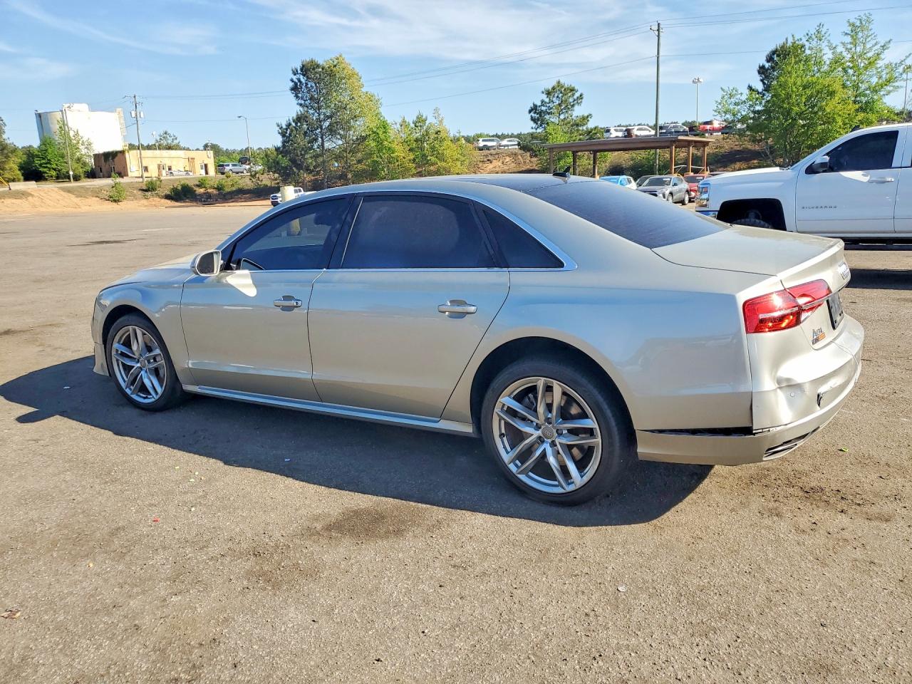 2017 AUDI A8 quattro L