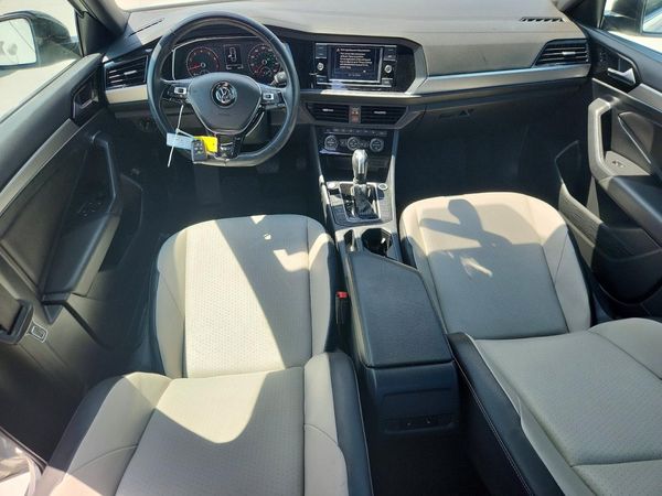 2020 VOLKSWAGEN JETTA S, SE, R-Line