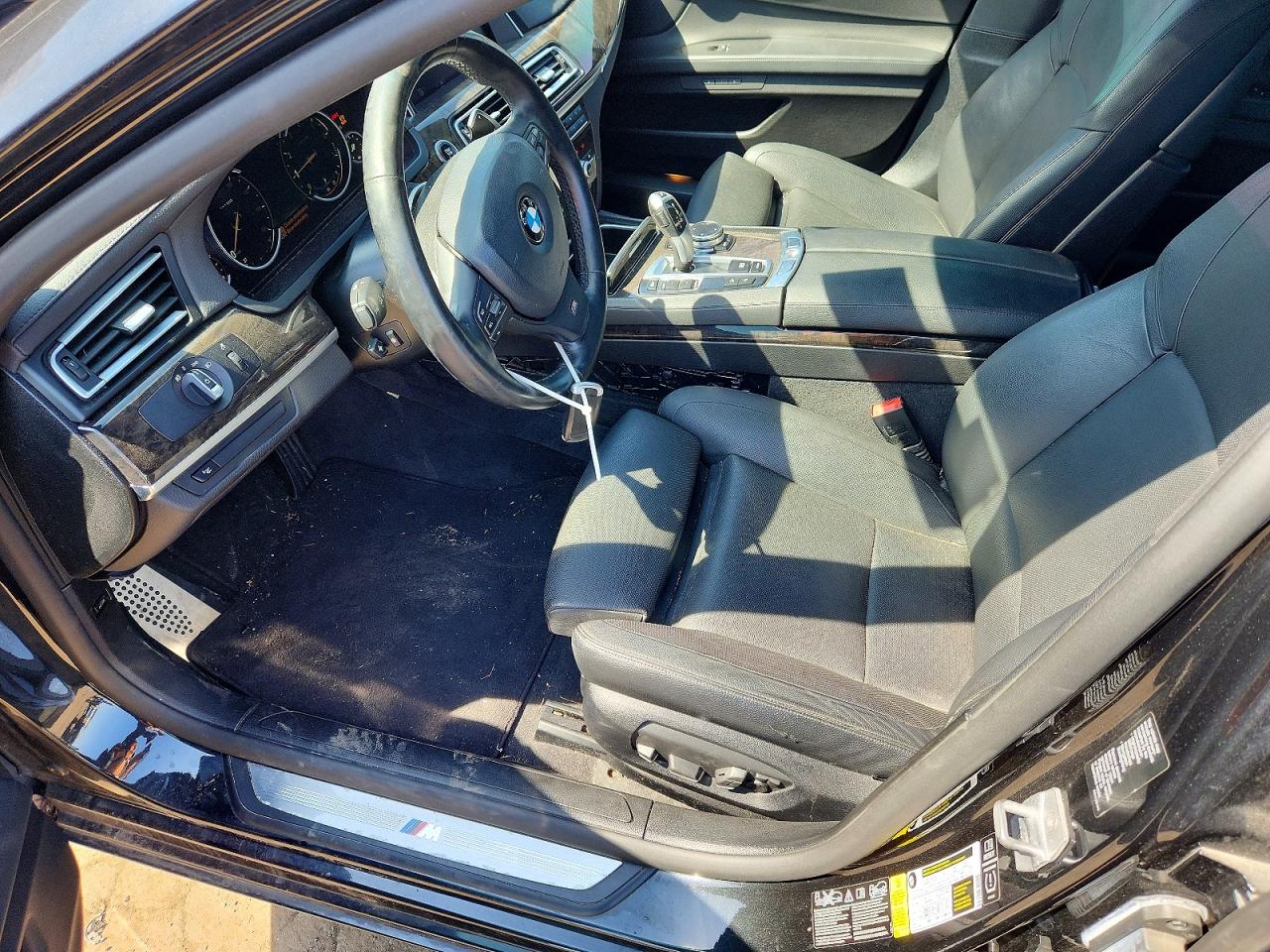 2014 BMW 740 xDrive