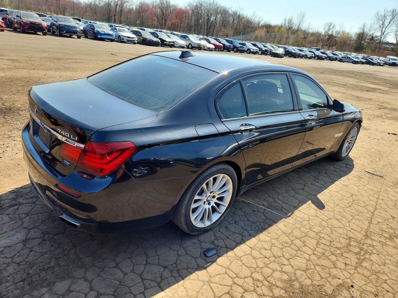 2014 BMW 740 xDrive