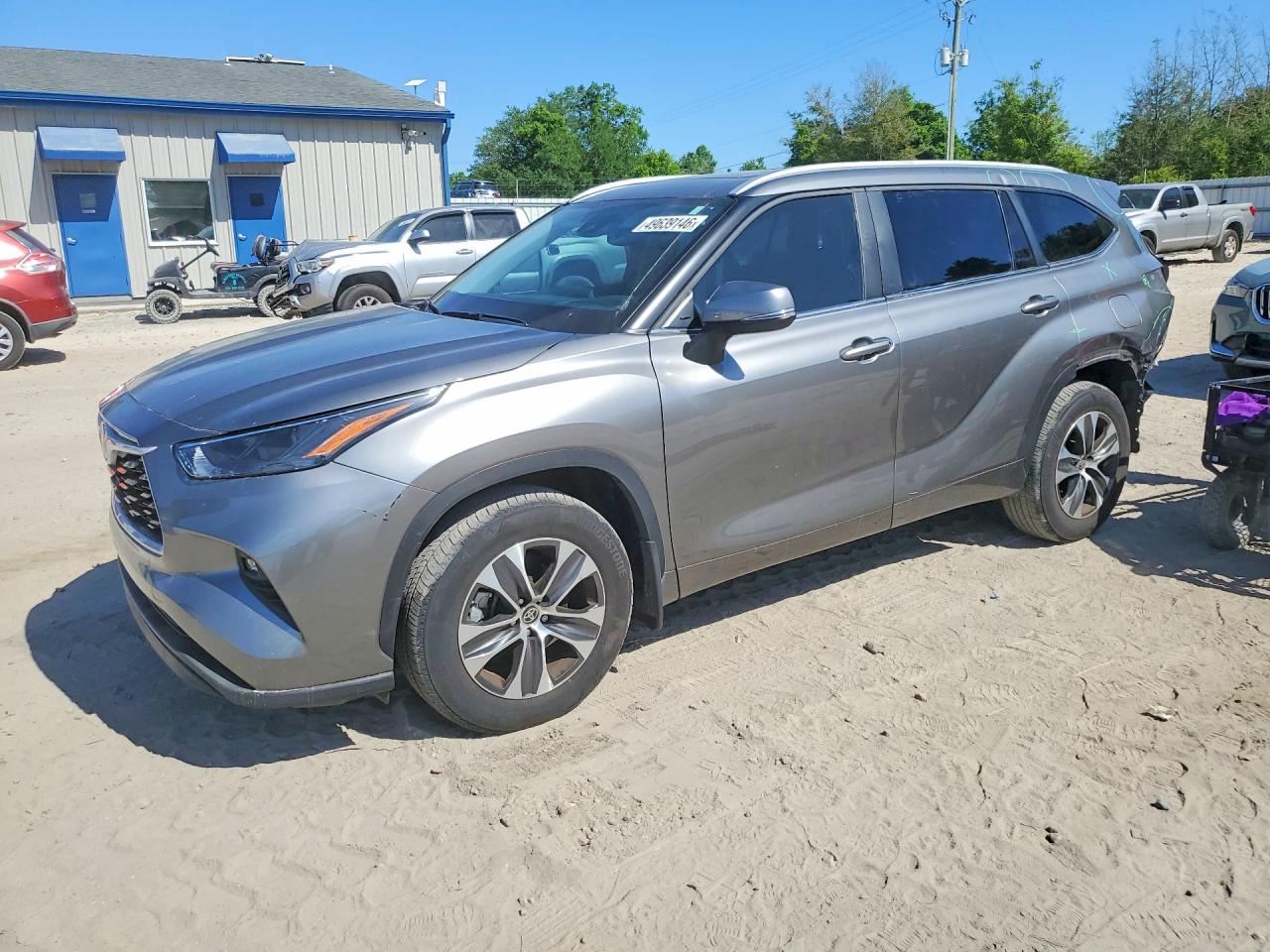 2025 TOYOTA HIGHLANDER LE, XLE, Limited