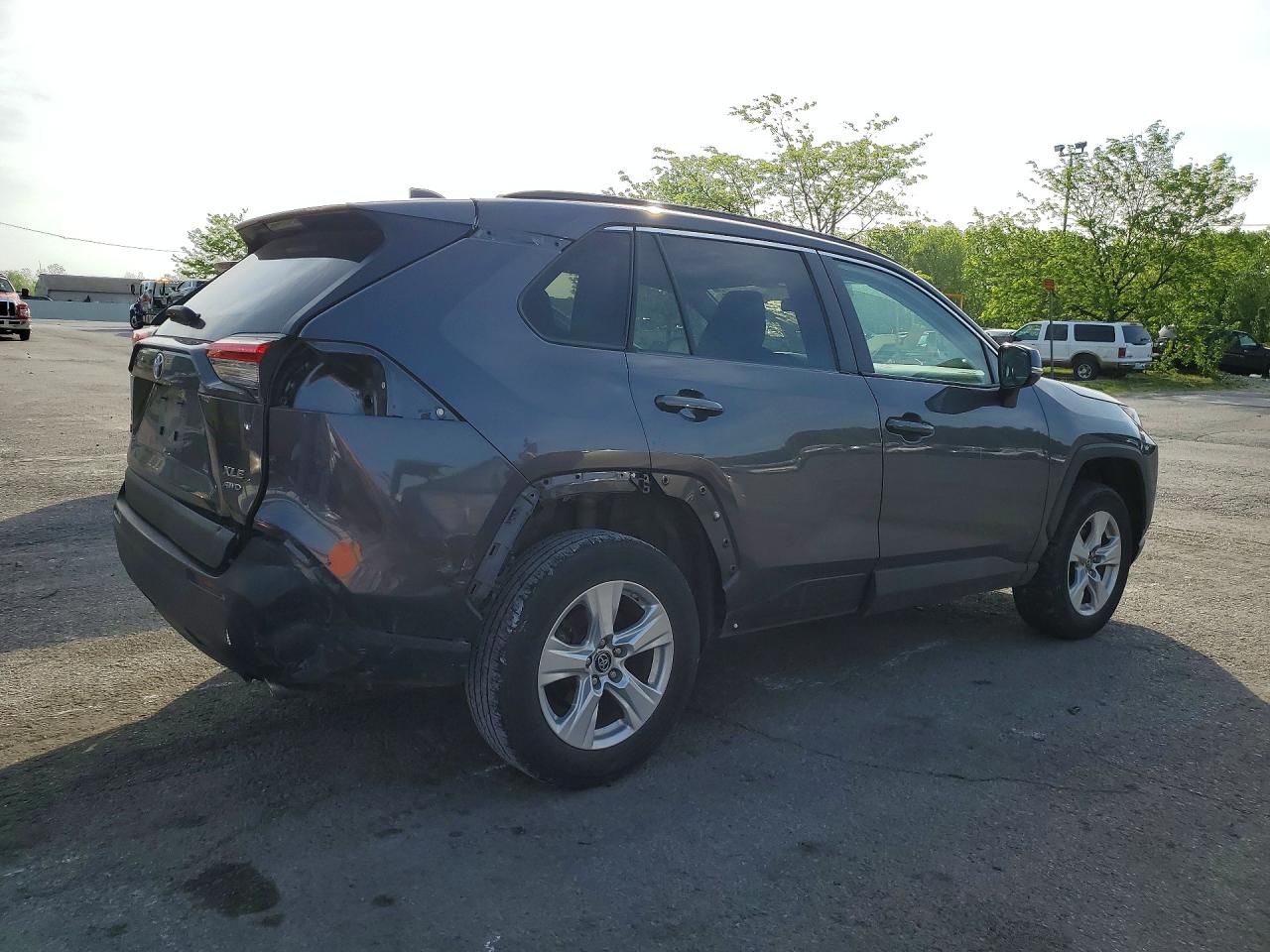 2019 TOYOTA RAV4 XLE / XLE Premium 4WD