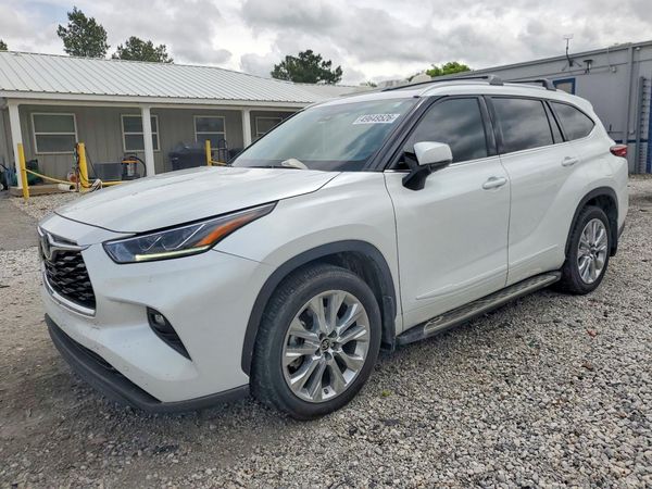 2022 TOYOTA HIGHLANDER