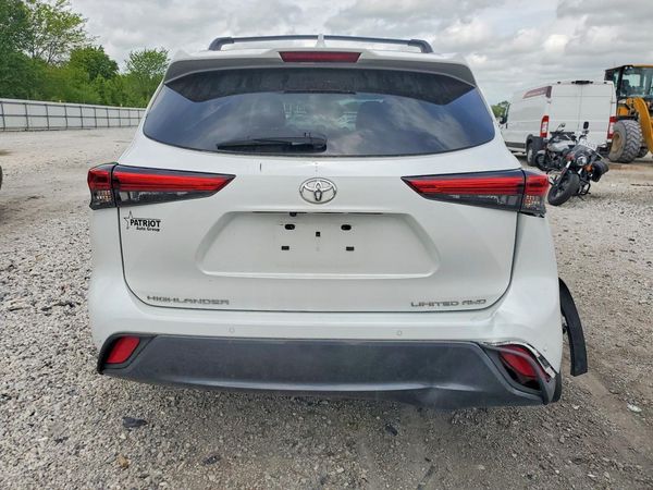 2022 TOYOTA HIGHLANDER