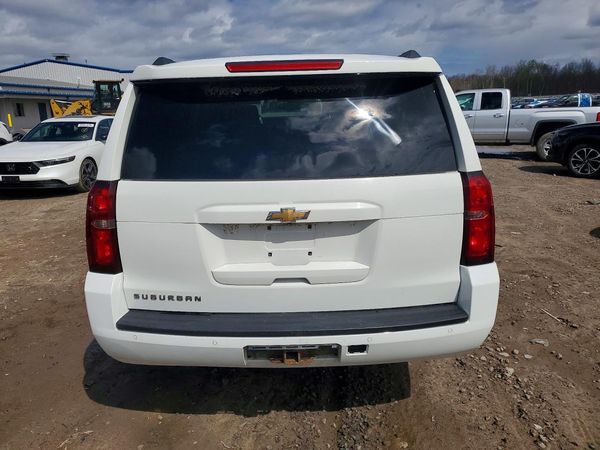 2017 CHEVROLET SUBURBAN LT