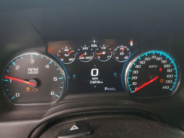 2017 CHEVROLET SUBURBAN LT