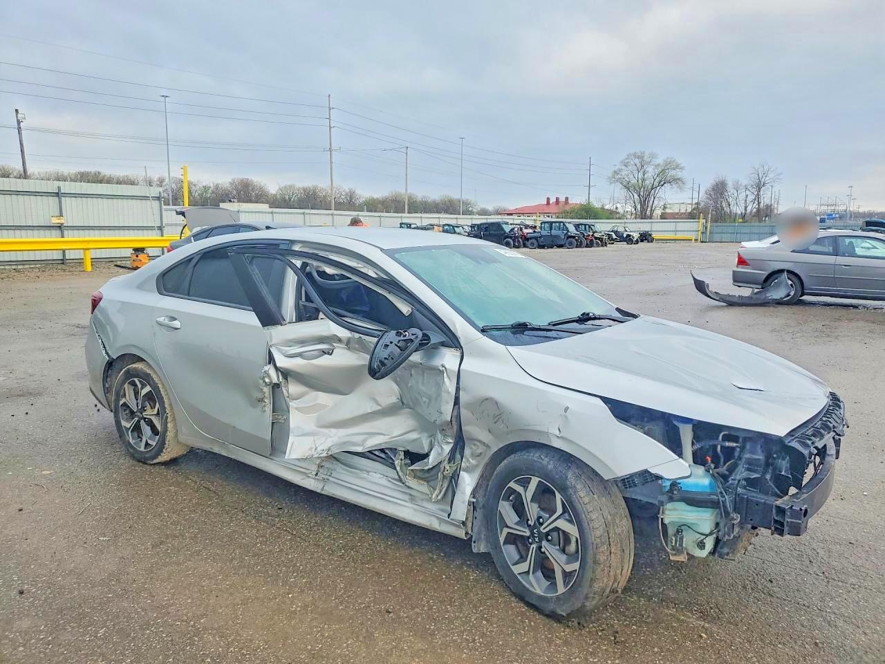 2021 KIA FORTE FE, LXS