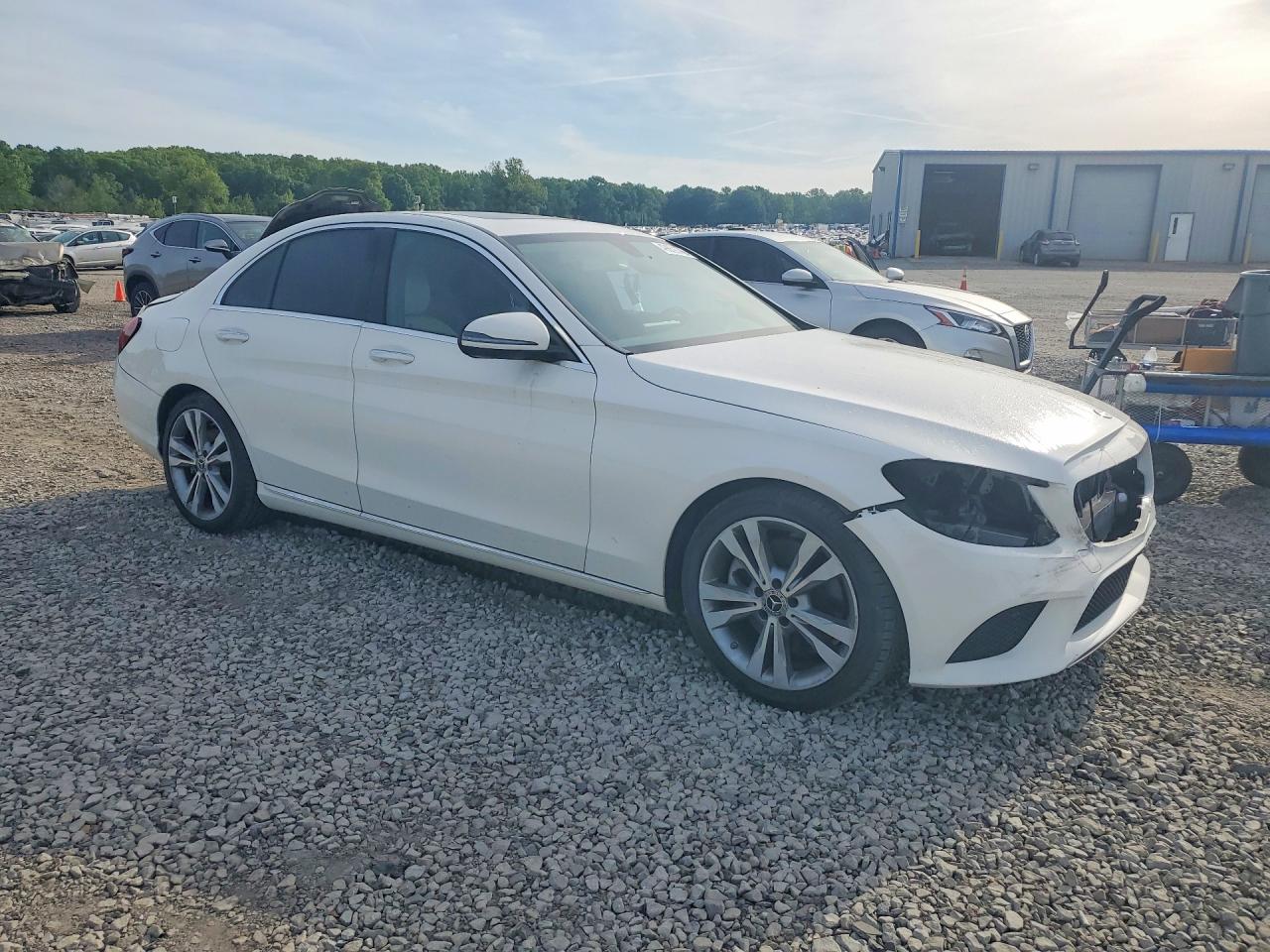 2019 MERCEDES-BENZ C C300